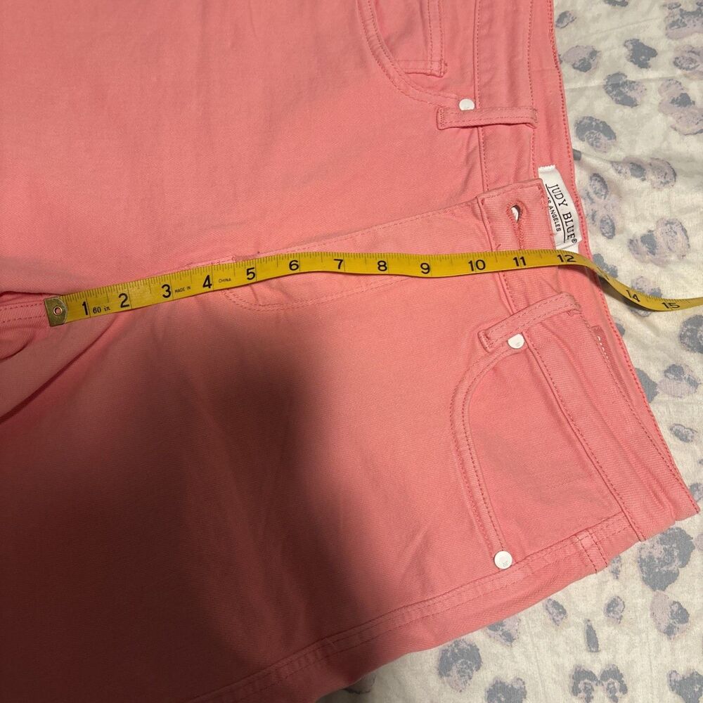 Judy Blue Junior’s Pink Denim Shorts Size XL - Picture 10 of 16